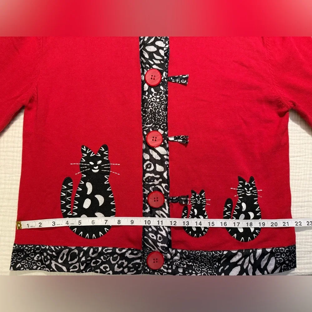 Bobbie C Vintage Red & Black Embroidered Abstract Cat Toggle Cardigan Size XL - Picture 8 of 8